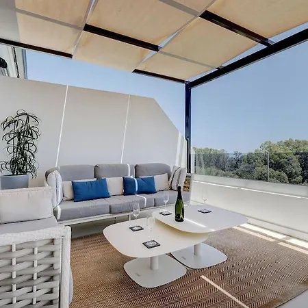 2 Bedroom Penthouse With Sea View @ Hills Appartement *