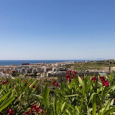 2 Bedroom Penthouse With Sea View @ Hills * Estepona