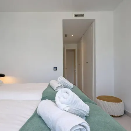 Apartment 2 Bedroom Penthouse With Sea View @ Hills Estepona