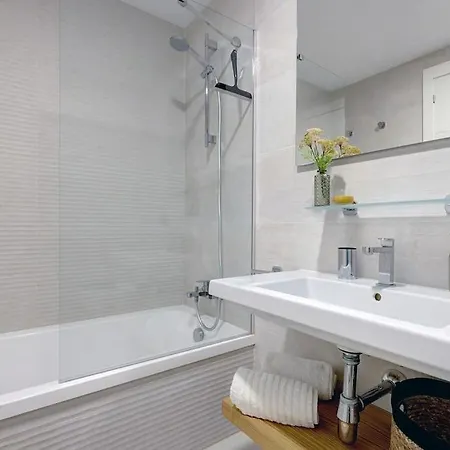 2 Bedroom Penthouse With Sea View @ Hills Apartment Estepona